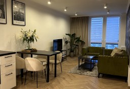 Apartament w centrum Warszawy z widokiem na Pałac Kultury i  Nauki