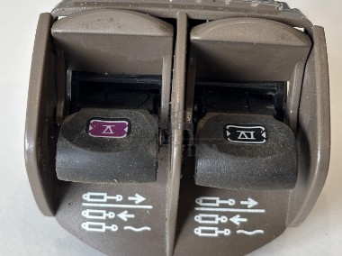 John Deere seria 6000 7000 8000 R - moduł przełącznik tylnego TUZ RE588394 TA26636-1