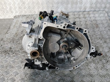 OPEL GRANDLAND X PEUGEOT 5008 CITROEN C3 SKRZYNIA BIEGÓW 1.5 BLUE HDI-1