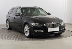 BMW SERIA 3 V (F30/F31/F34) BMW SERIA 3 , 184 KM, Automat, Skóra, Navi, Xenon, Bi-Xenon, Klimatronic,