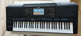 Yamaha PSR SX 700