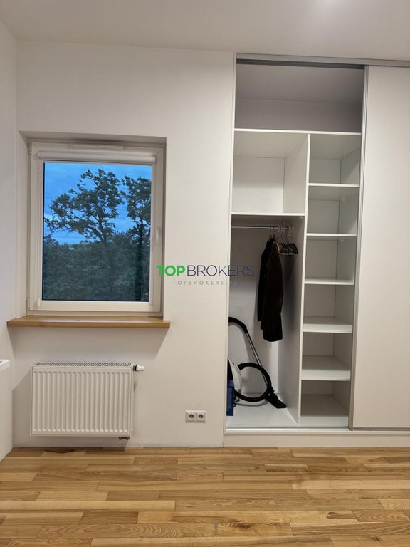 Przestronne 3 pokoje, balkon, garaż - Więcej