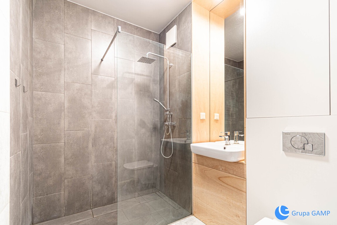 2-pok. 36 m² *Rakowicka Podkowa* balkon - Więcej