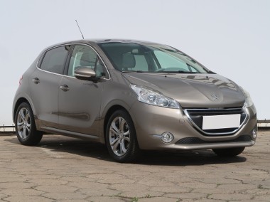 Peugeot 208 , Salon Polska, Klimatronic, Tempomat, Dach panoramiczny-1