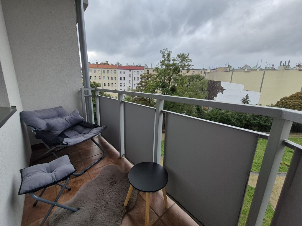 ul. Długa /Poznańska Szczepin , balkon, winda, rozkład 1998 r.