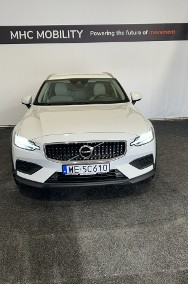 Volvo V60 II V60 Cross Country-2