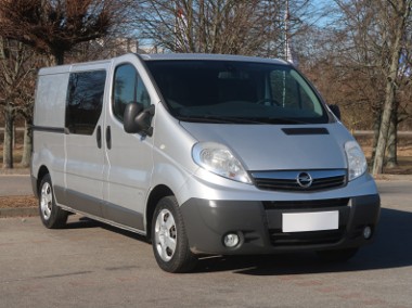 Opel Vivaro , L2H1, 6 Miejsc-1