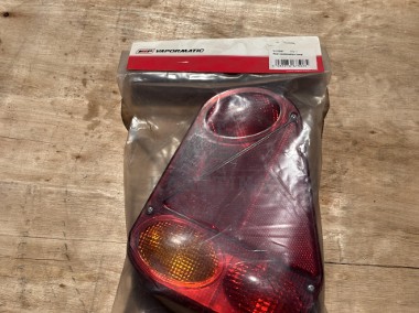 VLC2297 Tylna Lampa Zespolona Prawa-1