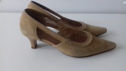 Buty damskie czółenka „Högl”, na obcasie, do sprzedania