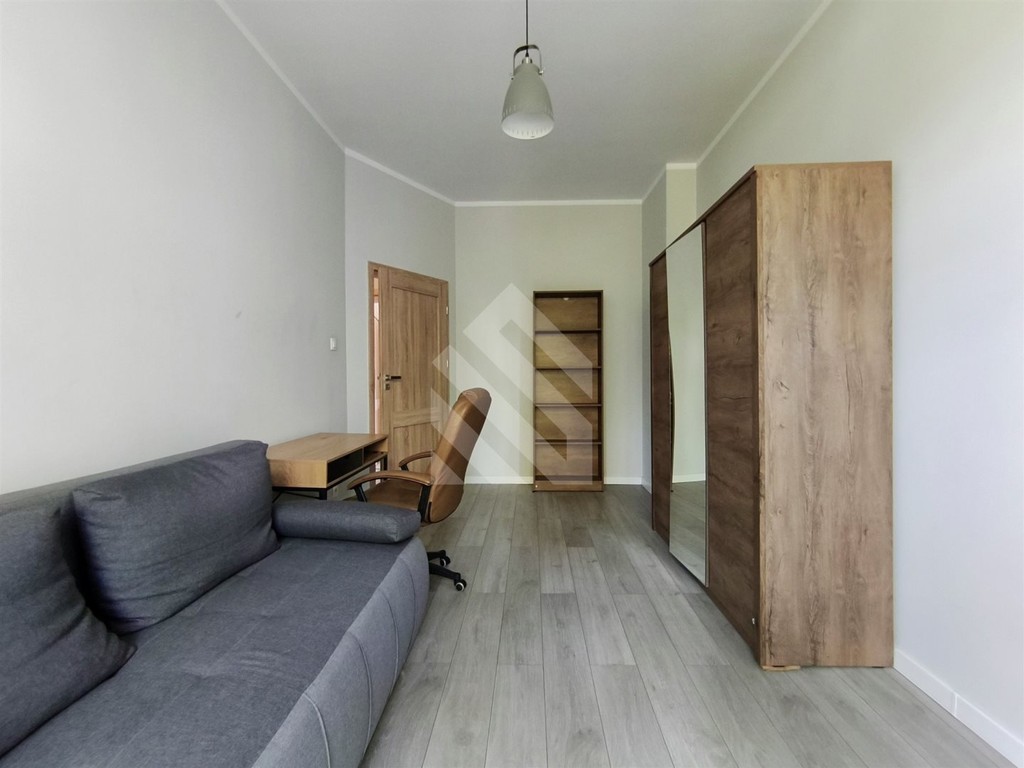 3 pokoje w centrum miasta od zaraz! 2 piętro! - Widok 2
