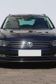 Volkswagen Passat B8 , 190 KM, Navi, Klimatronic, Tempomat, Parktronic,-2