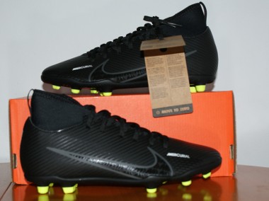 BUTY PIŁKARSKIE NIKE JR MERCURIAL SUPERFLY 9 CLUB FG/MG 37,5 DJ5959 001-1