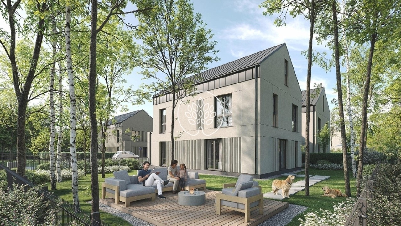 151 m² + przestronne poddasze / Wysoki standard – pohled 2