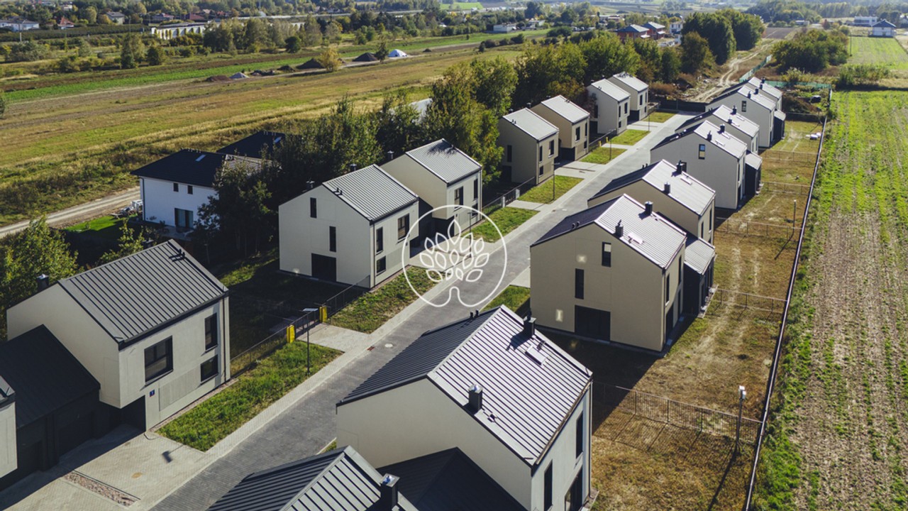 151 m² + przestronne poddasze / Wysoki standard – pohled 5