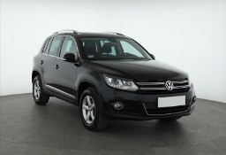 Volkswagen Tiguan , Salon Polska, 1. Właściciel, Serwis ASO, Navi, Xenon,