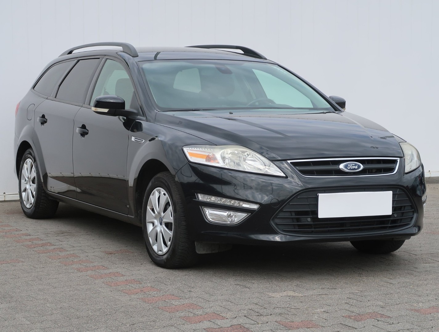 Ford Mondeo VII , Tempomat, Parktronic, Podgrzewane siedzienia