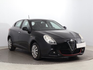 Alfa Romeo Giulietta , Klimatronic, Tempomat, Parktronic-1