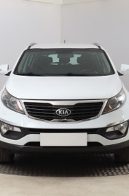 Kia Sportage III , Xenon, Klima, Tempomat, Parktronic, Podgrzewane siedzienia-2