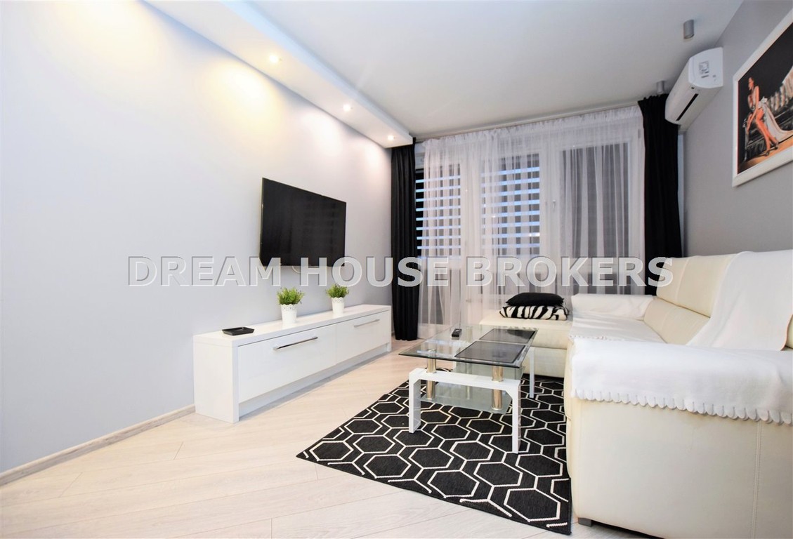 LUKSUSOWY APARTAMENT DO WYNAJĘCIA !!! - Widok 2