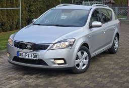 Kia Cee&apos;d I SUPER STAN