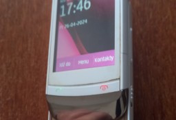 Nokia C2-02 z ładowarką
