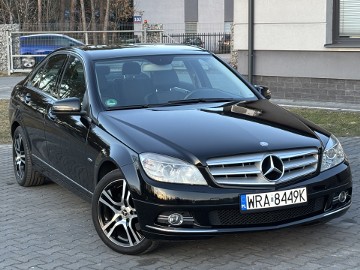 1.8 Benzyna _Avantgarde_pół skóry_Navigacja 