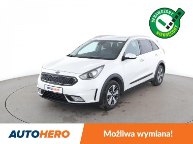 Kia Niro hybryda kamera navi hak Bluetooth półskóra szyberdach-1