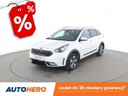 Kia Niro hybryda kamera navi hak Bluetooth półskóra szyberdach