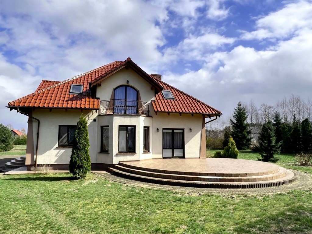 Dom na sprzedaż, 5 pokoi, 230 m², Grudziądz