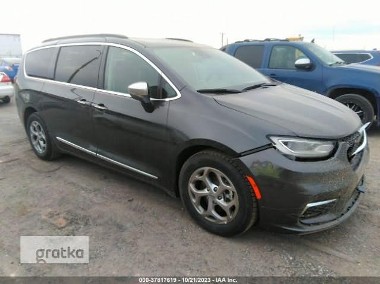 Chrysler Pacifica Limited-1