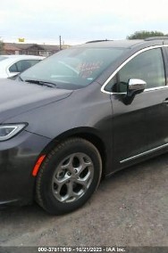 Chrysler Pacifica Limited-2