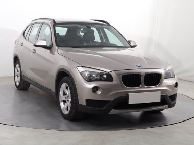 BMW X1 I (E84) , 184 KM, Navi, Klimatronic, Tempomat, Parktronic,-1