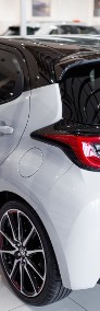 Toyota Yaris III Hybrid 1.5 GR Sport-3