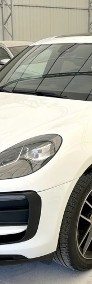 Porsche Macan-4