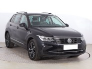 Volkswagen Tiguan , Salon Polska, Serwis ASO, DSG, Navi, Klimatronic, Tempomat,