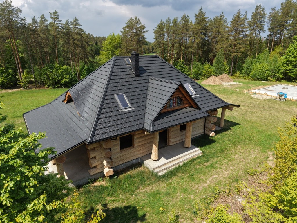 Wyjątkowy dom z bala świerkowego nad jeziorem - Widok 2