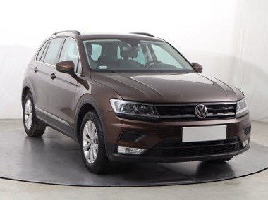 Volkswagen Tiguan , Salon Polska, Serwis ASO, DSG, Klimatronic, Tempomat,-1