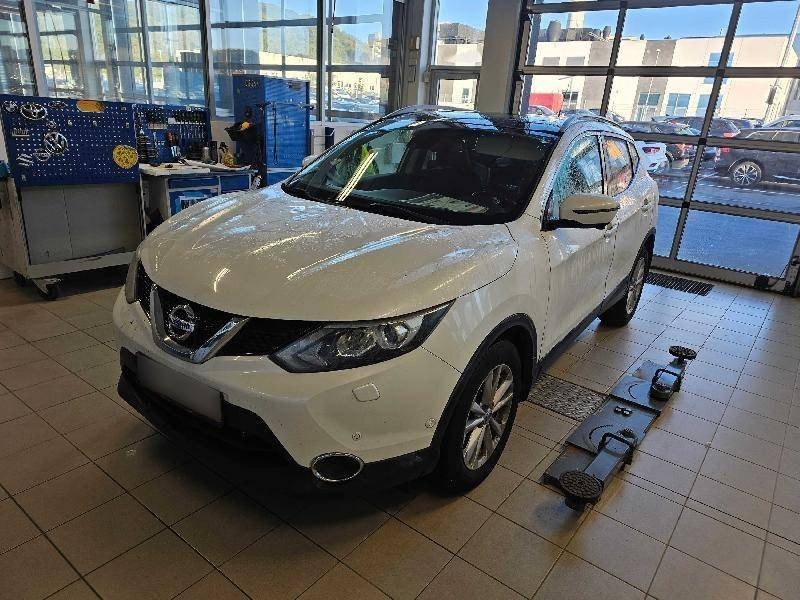 Nissan Qashqai II 1,6 dCi, 130 koni, AUTOMAT, udokumentowany przebieg, uszkodzony