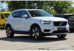 Volvo XC40 D4 / AWD / MOMENTUM / salon PL / pakiet WINTER