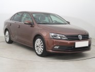 Volkswagen Jetta VI , Salon Polska, Serwis ASO, Navi, Xenon, Klimatronic,
