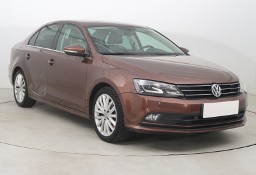 Volkswagen Jetta VI , Salon Polska, Serwis ASO, Navi, Xenon, Klimatronic,