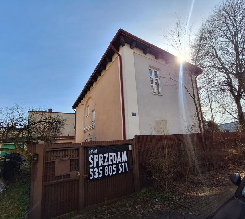 Zabytkowa perła architektury z duszą, która czeka na nowy rozdział Dworek - Widok 6