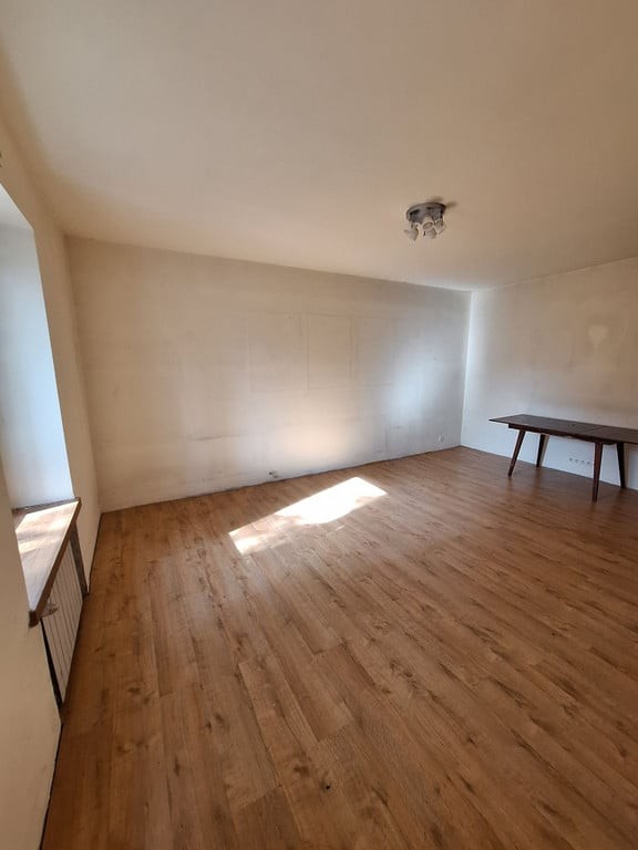 Zabytkowa perła architektury z duszą, która czeka na nowy rozdział Dworek - Więcej