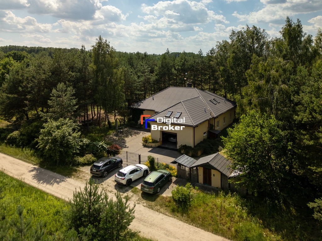 Sierzchów| dom energooszczędny| duża działka 46 ar