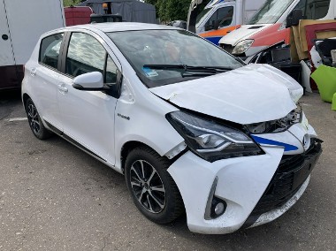 Toyota Yaris III Yaris 1.5 HYBRID Salon pl 2018-1