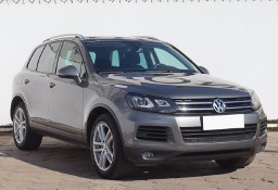 Volkswagen Touareg II , Salon Polska, 245 KM, Automat, Navi, Xenon, Bi-Xenon,
