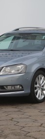 Volkswagen Passat B7 , 177 KM, DSG, Skóra, Navi, Xenon, Bi-Xenon, Klimatronic,-3