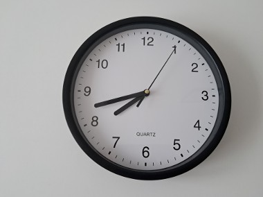 Zegar ścienny „Quartz”, do sprzedania-1