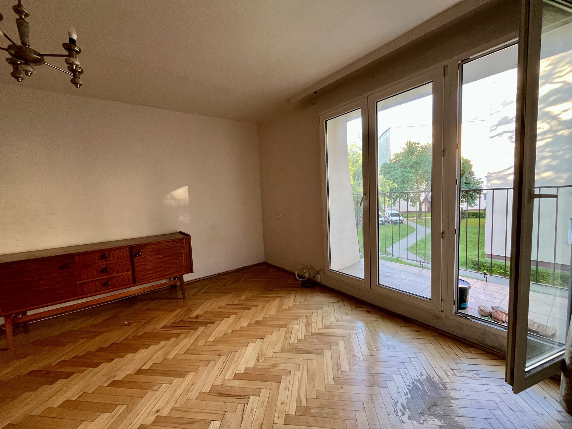 HIT ! 3 pokoje / 58 m² / 1 piętro z 4 / balkon - Widok 3
