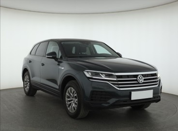 Volkswagen Touareg III , Serwis ASO, 231 KM, Automat, Navi, Klimatronic, Tempomat,